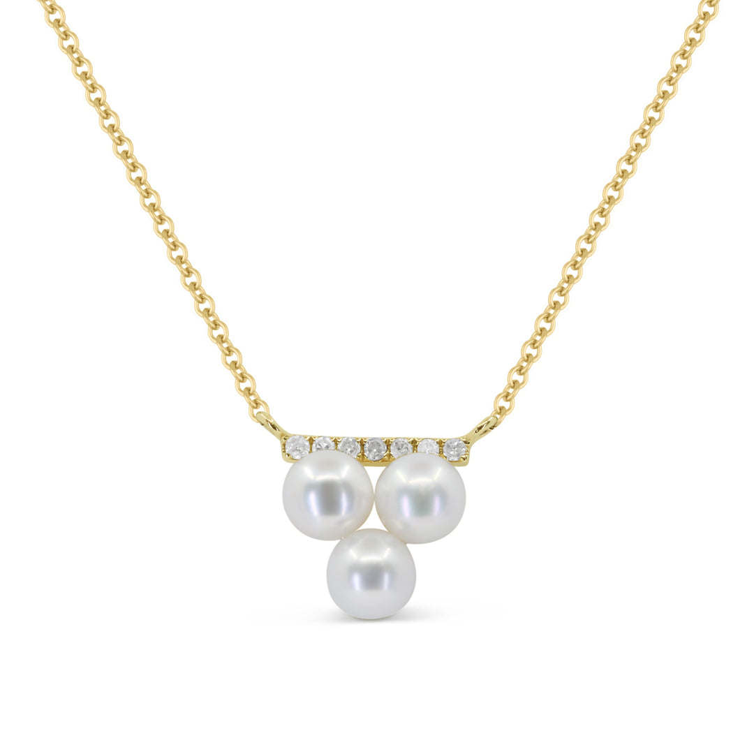 Beautiful Hand Crafted 14K Yellow Gold 5MM Pearl And Diamond Essentials Collection Necklace