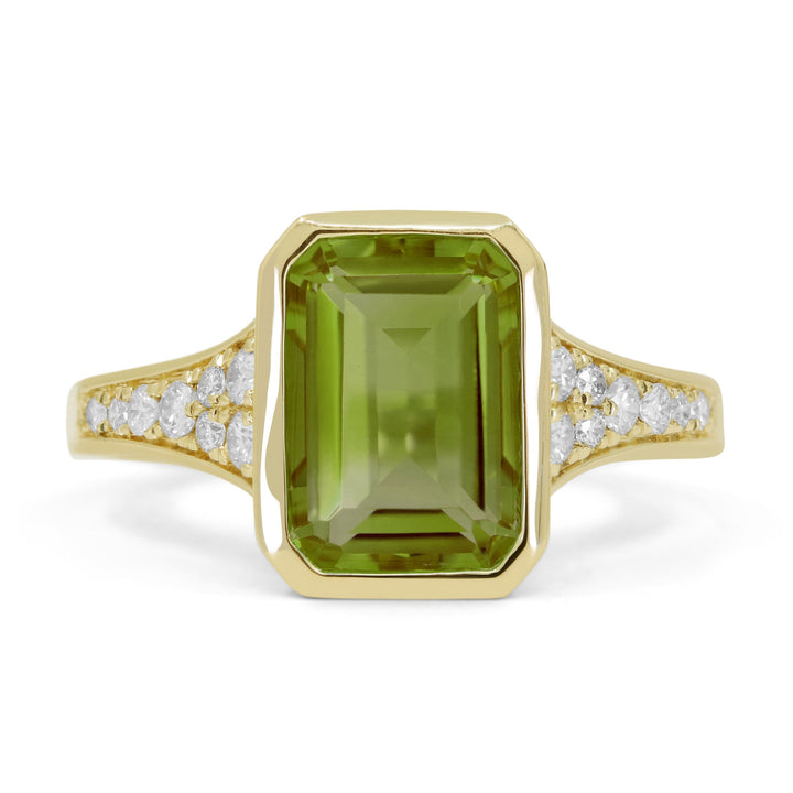 Beautiful Hand Crafted 14K Yellow Gold 7x10MM Peridot And Diamond Essentials Collection Ring