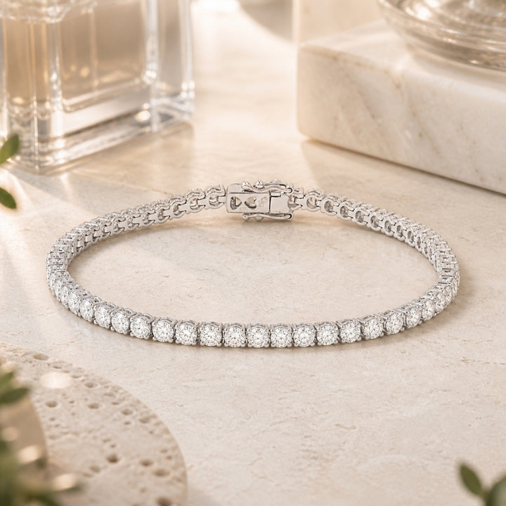 B1011-UA - 18K White Gold Diamond Tennis Bracelet
