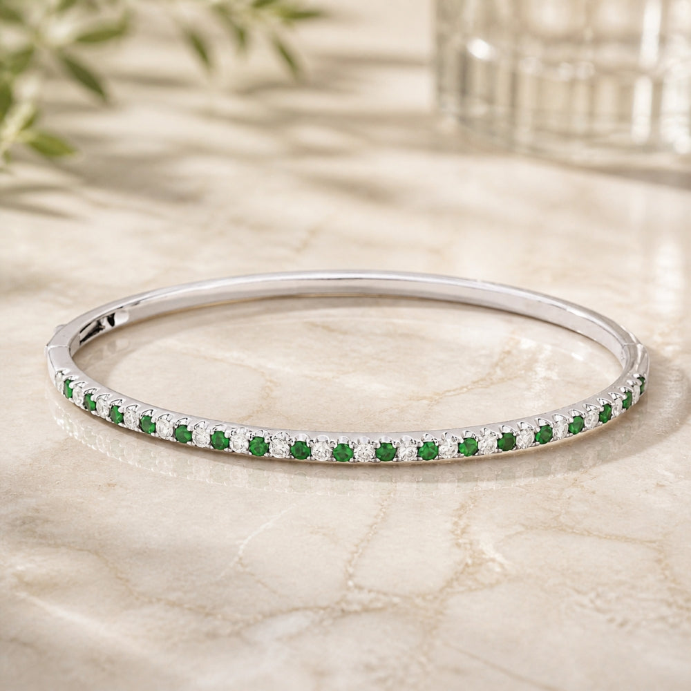 B1017 - 14K Gold Diamond Bangle