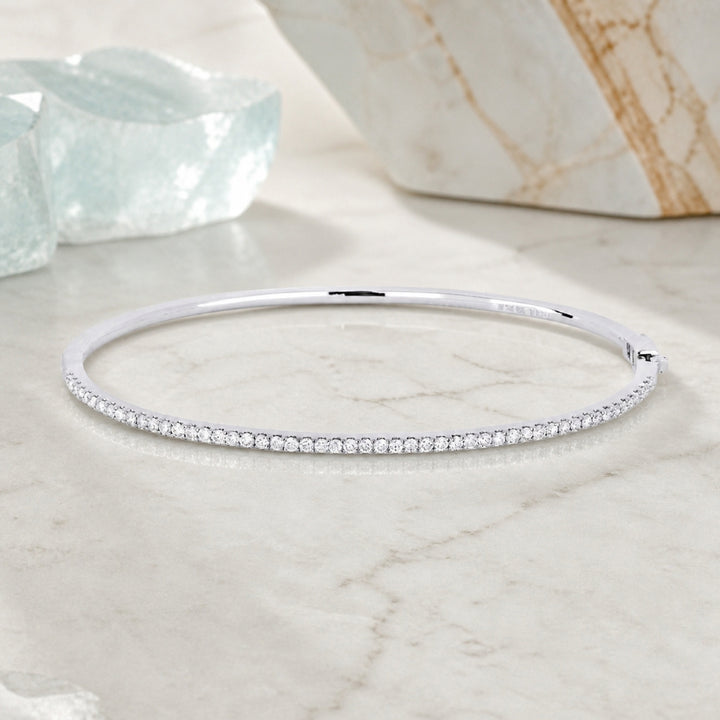 B1018 - 14K Gold Diamond Bangle