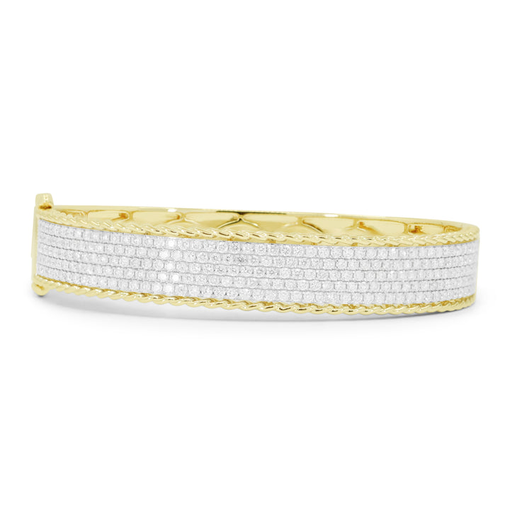Beautiful Hand Crafted 14K Yellow Gold White Diamond Milano Collection Bangle