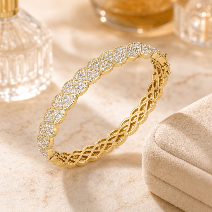 B1290 - 14K Yellow Gold Diamond Bangle