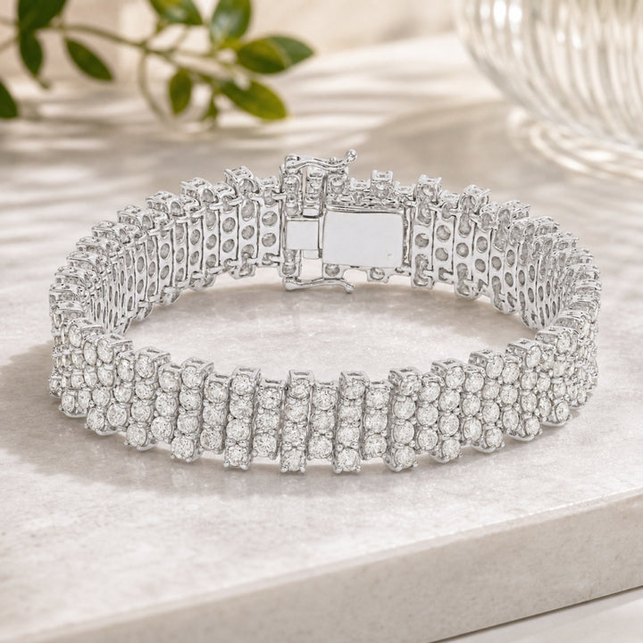 DB2195 - 18K White Gold Diamond Bracelet