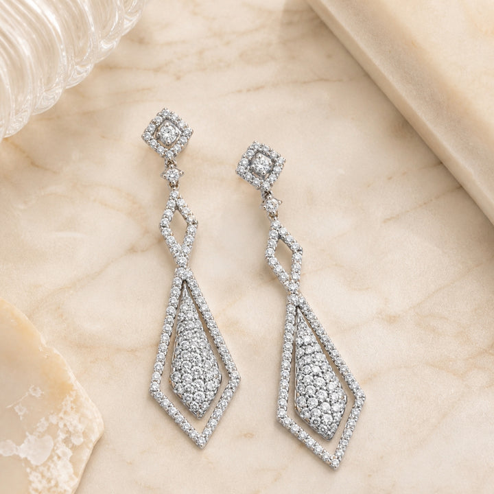 DE7584 - 18K White Gold Diamond Drop Earrings
