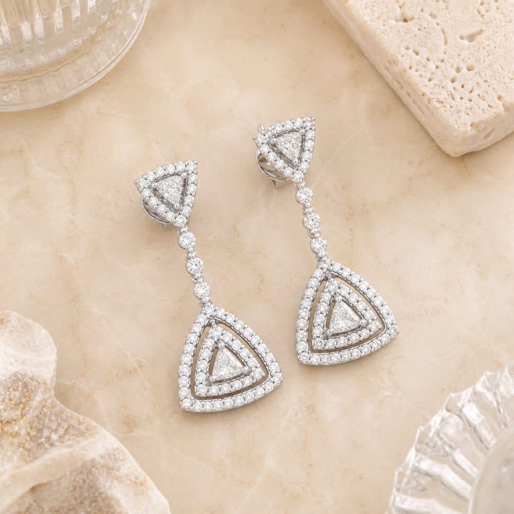 DE7640 - 18K White Gold Diamond Drop Earrings