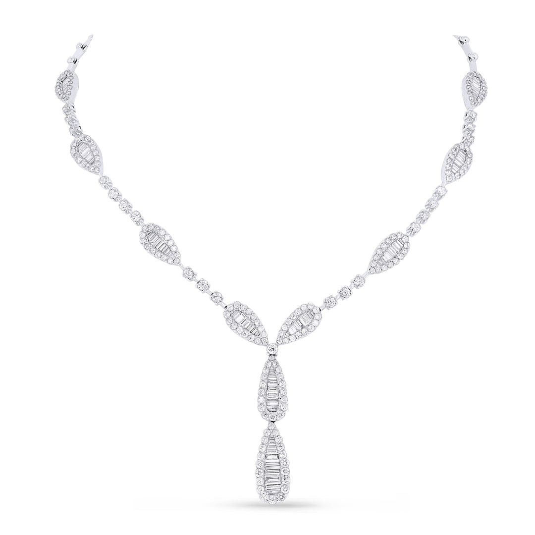 Beautiful Hand Crafted 18K White Gold White Diamond Aspen Collection Necklace