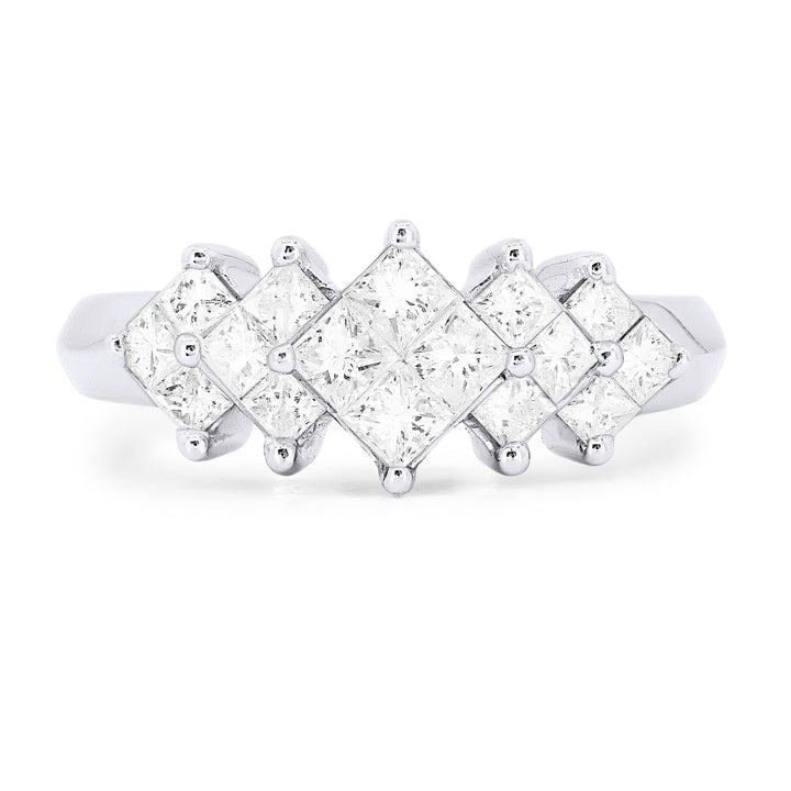 Beautiful Hand Crafted 18K White Gold White Diamond Aspen Collection Ring