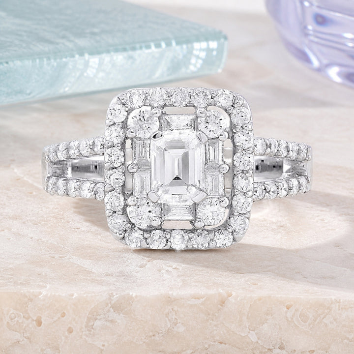 DR8900 - 18K White Gold Diamond Ring