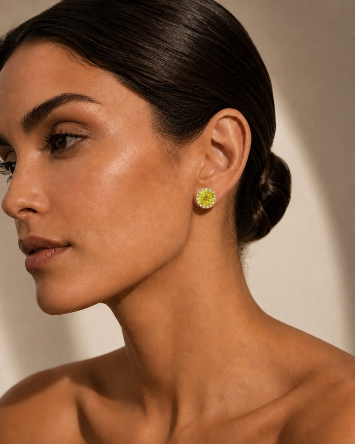 E1023 - 14K Gold Round Stud Earrings