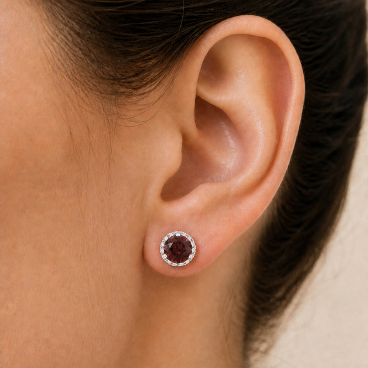 E1023 - 14K Gold Round Stud Earrings
