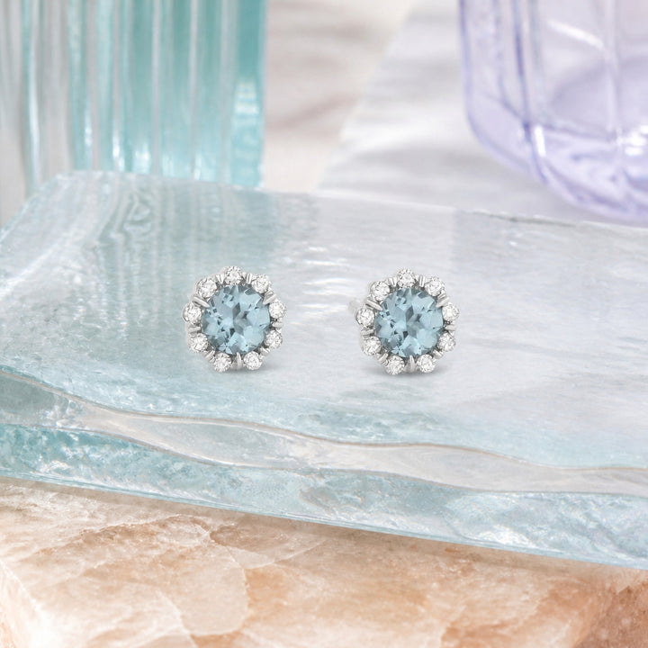 E1034 - 14K Gold Round Stud Earrings