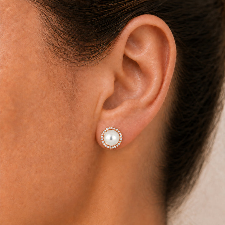 E1266 - 14K Gold Pearl Round Stud Earrings