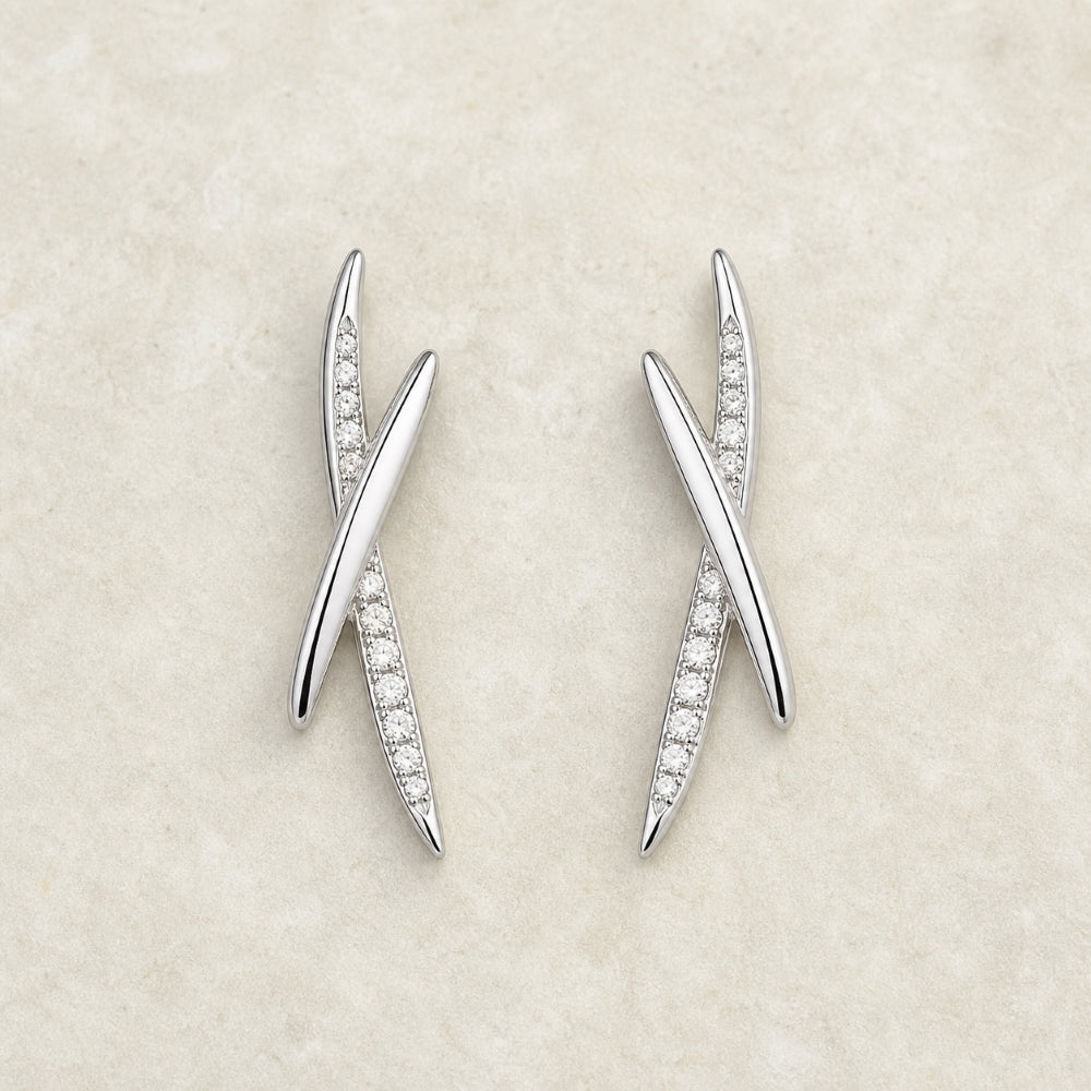 E1333 - 14K Gold Diamond Stud Earrings