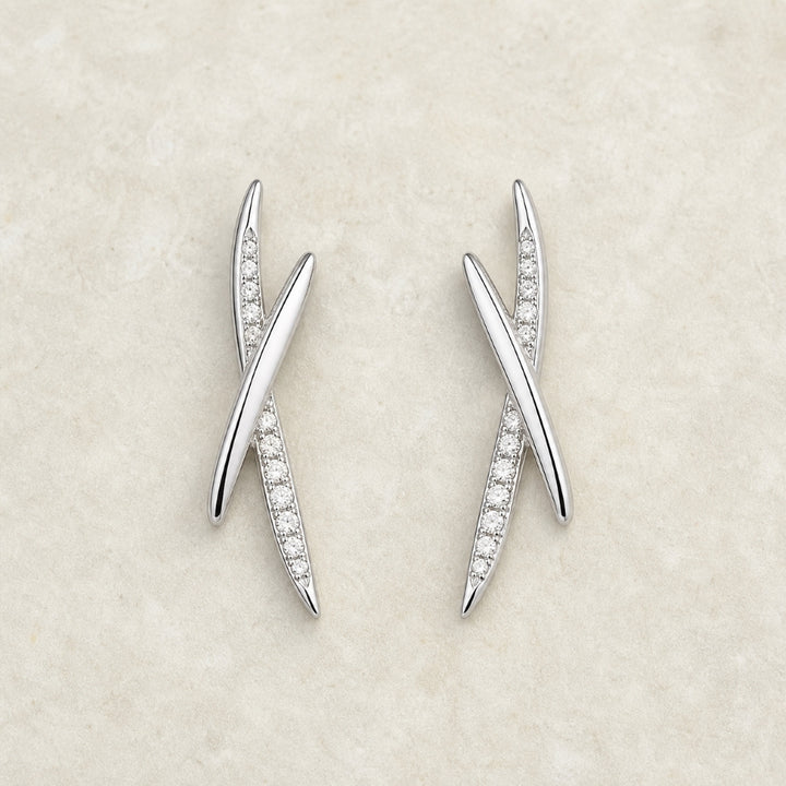 E1333 - 14K Gold Diamond Stud Earrings