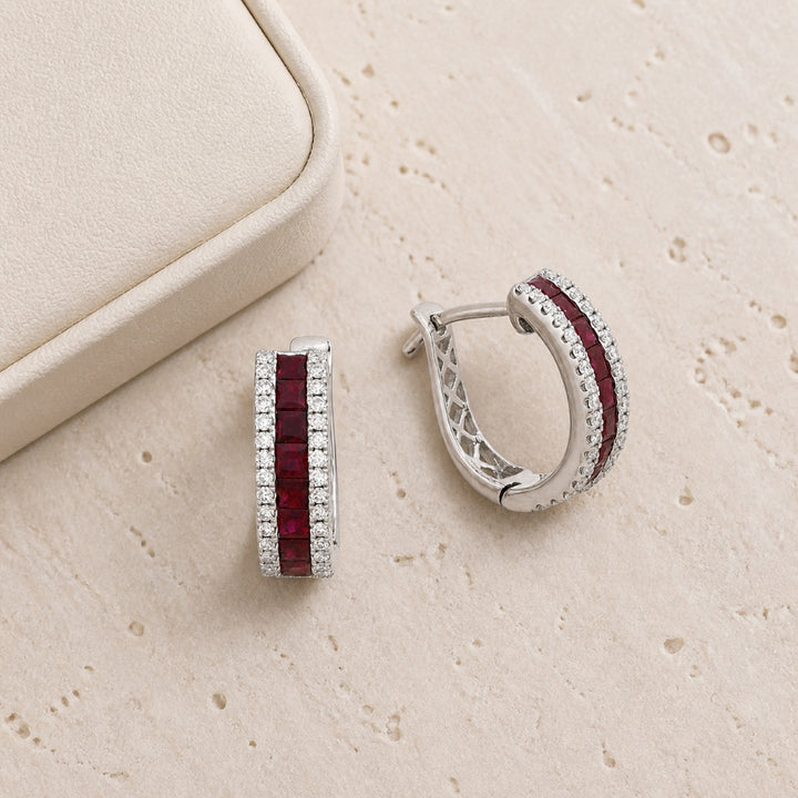 E1383 - 14K Gold Diamond Huggie Hoop Earrings