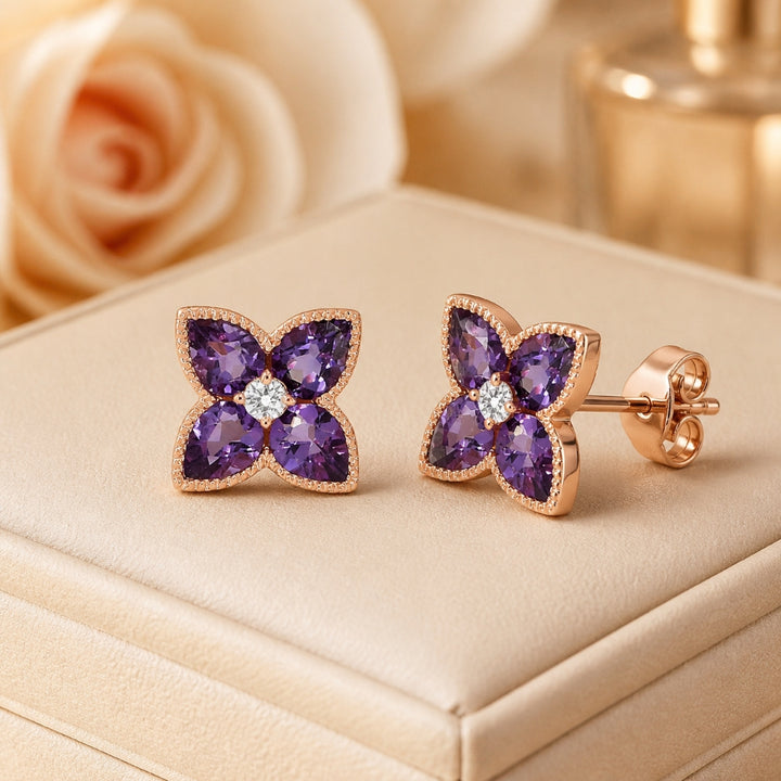 E1480 - 14K Gold Flower Stud Earrings