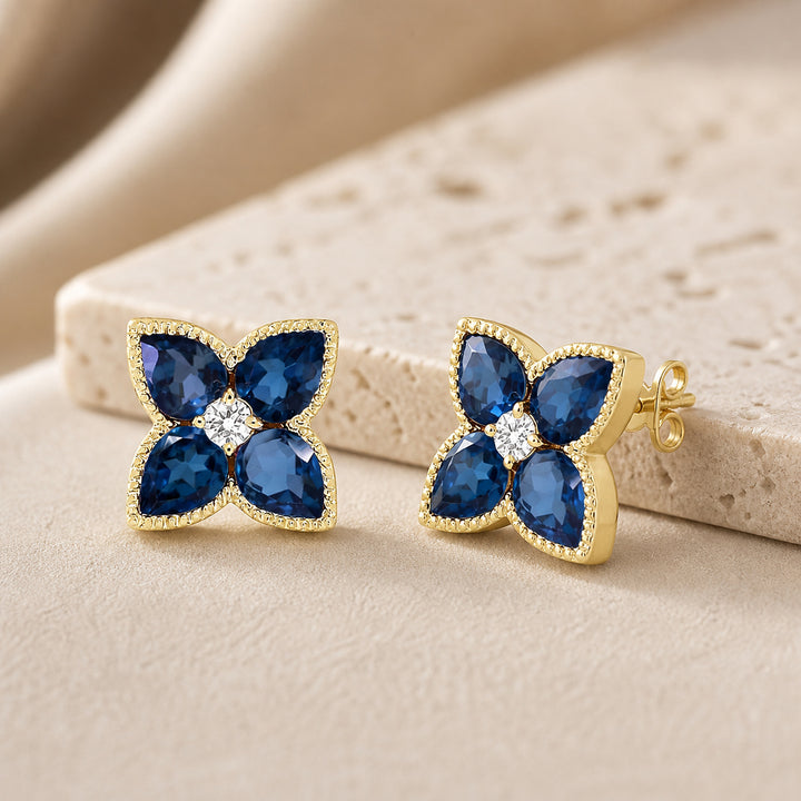 E1480 - 14K Gold Flower Stud Earrings