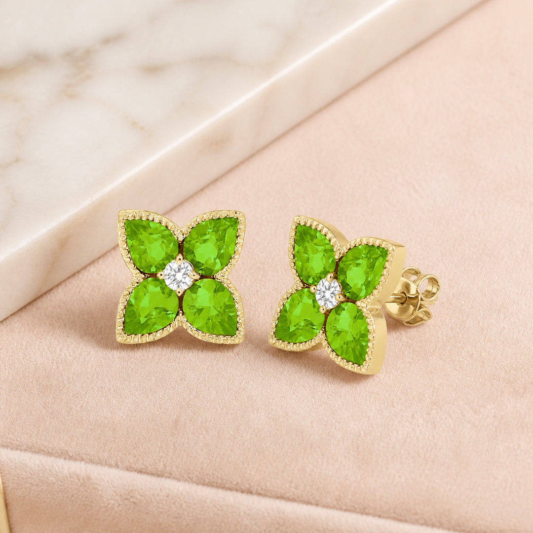 E1480 - 14K Gold Flower Stud Earrings