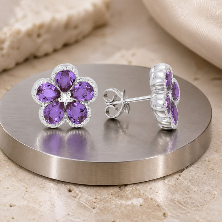 E1518 - 14K Gold Flower Stud Earrings