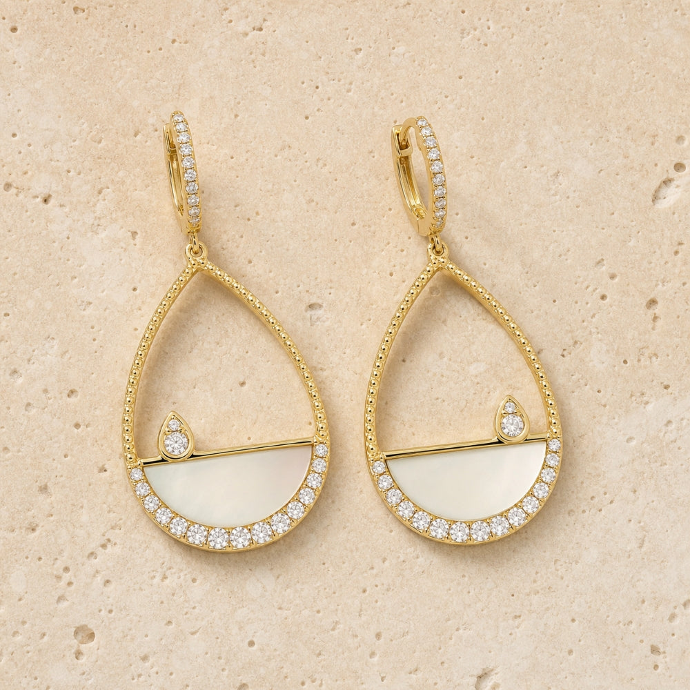 E1542 - 14K Yellow Gold Pear Drop Earrings