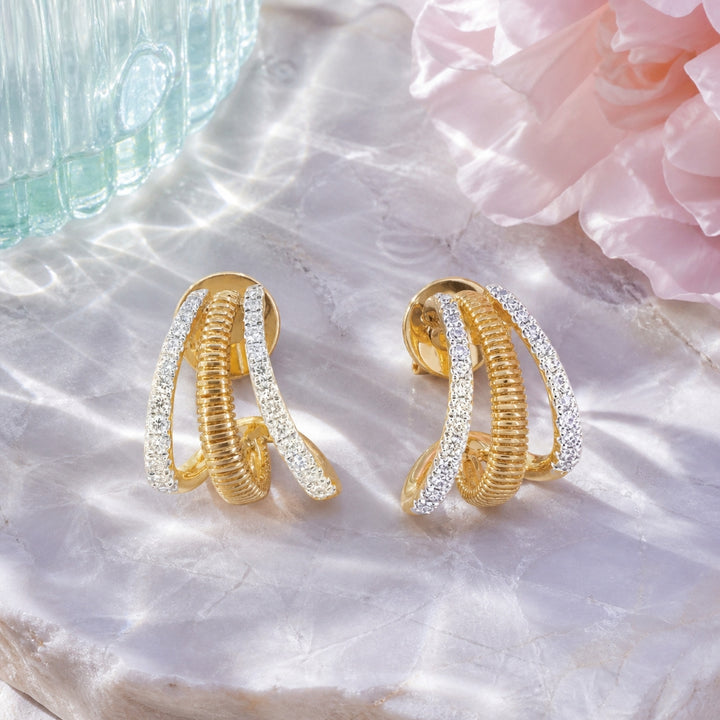 E1631 - 14K Yellow Gold Diamond Stud Earrings
