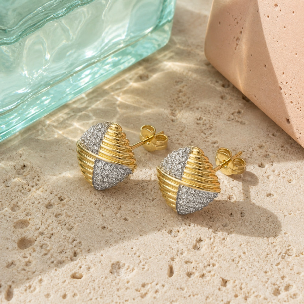E1634 - 14K Yellow Gold Diamond Stud Earrings