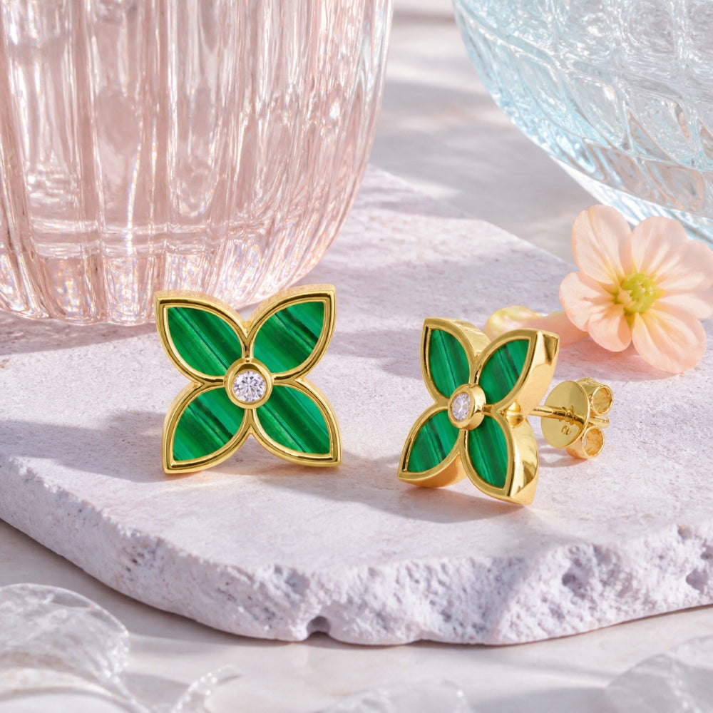 E1724 - 14K Yellow Gold Flower Stud Earrings