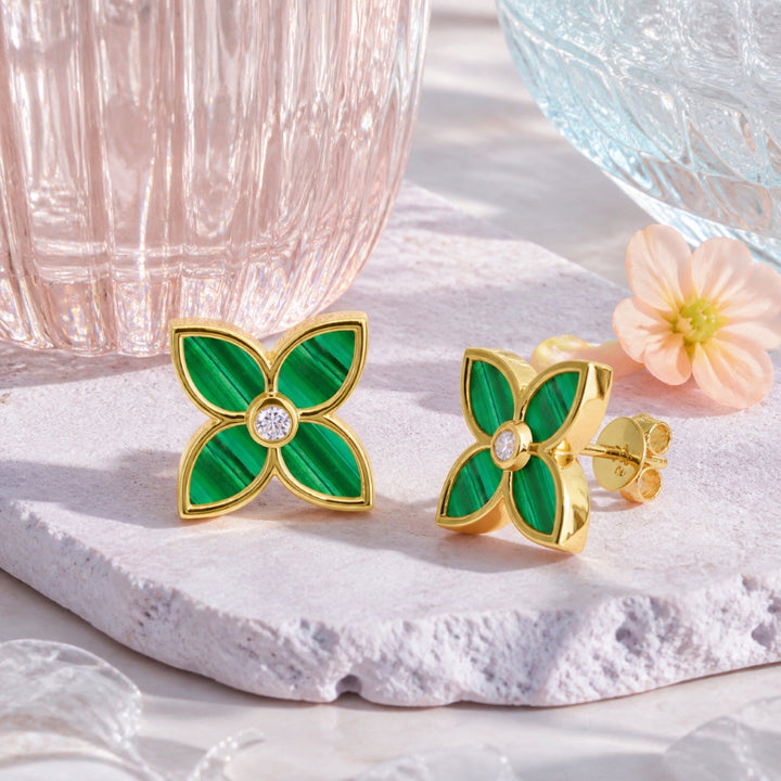 E1724 - 14K Yellow Gold Flower Stud Earrings