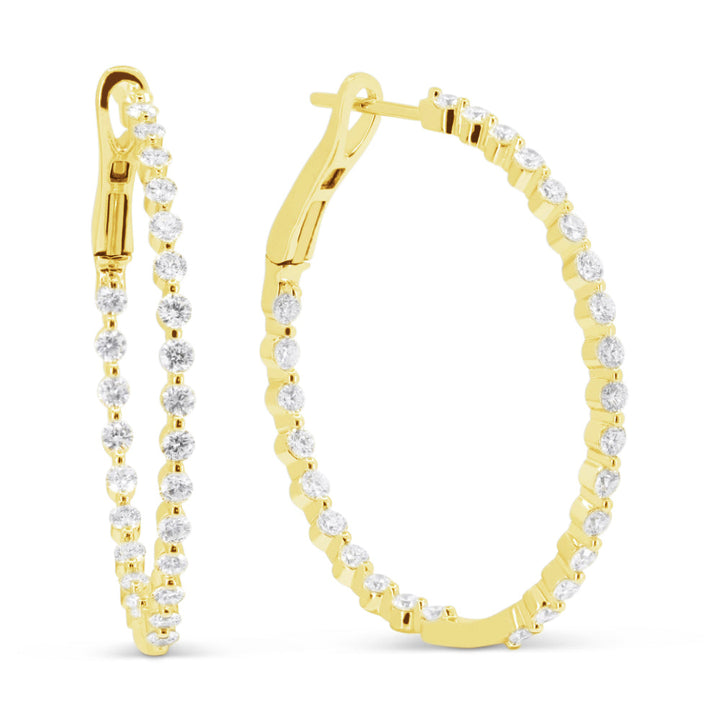 Beautiful Hand Crafted 14K Yellow Gold  Yellow Gold And Diamond Milano Collection Hoop Earrings With A Hoop Closure