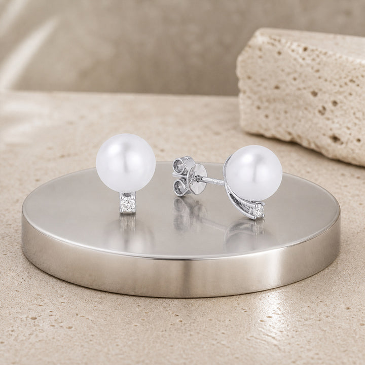E1747 - 14K Gold Pearl Round Stud Earrings
