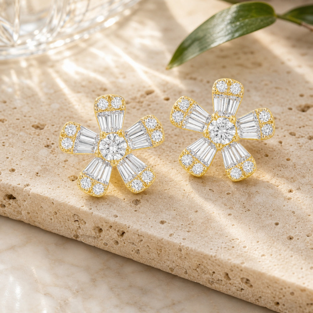 E1749 - 14K Yellow Gold Diamond Stud Earrings