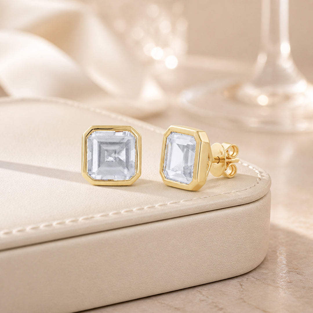 E1829 - 14K Yellow Gold Cushion Stud Earrings