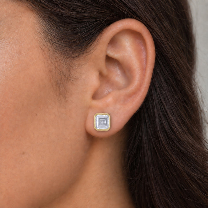 E1829 - 14K Yellow Gold Cushion Stud Earrings