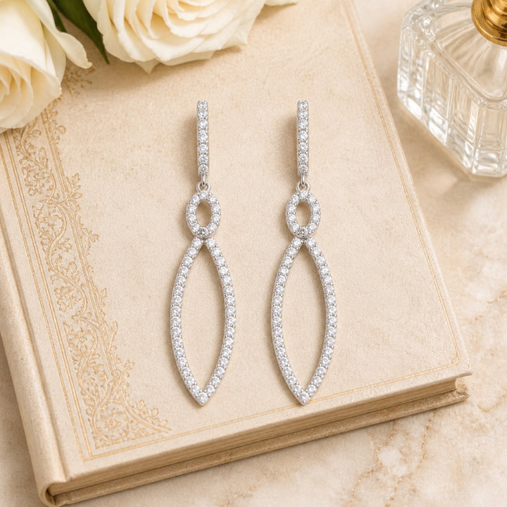 E1862 - 14K White Gold Diamond Drop Earrings