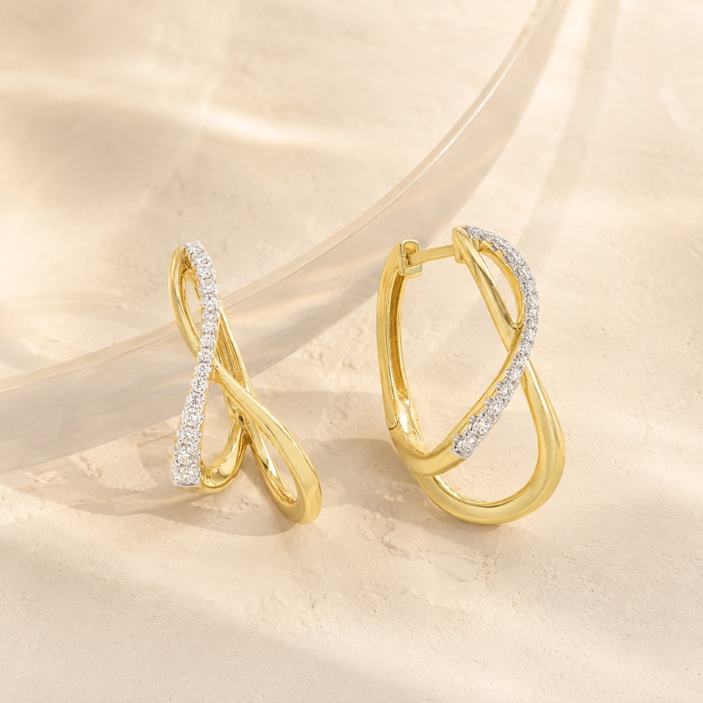 E1897 - 14K Yellow Gold Diamond Drop Earrings