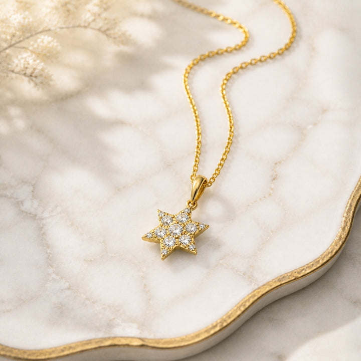 N1030 - 14K Gold Diamond Jewish Star Pendant
