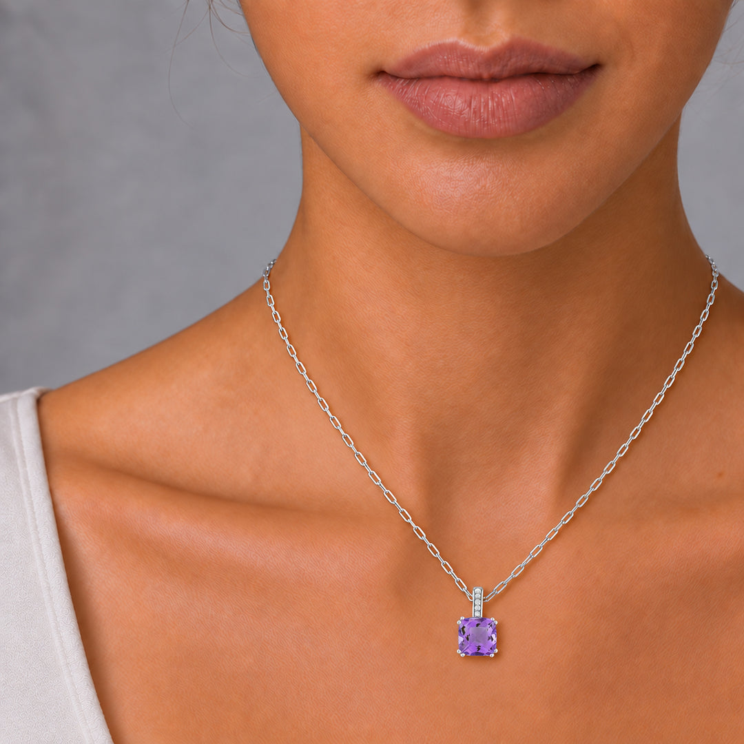 N1070 - 14K Gold Cushion Pendant