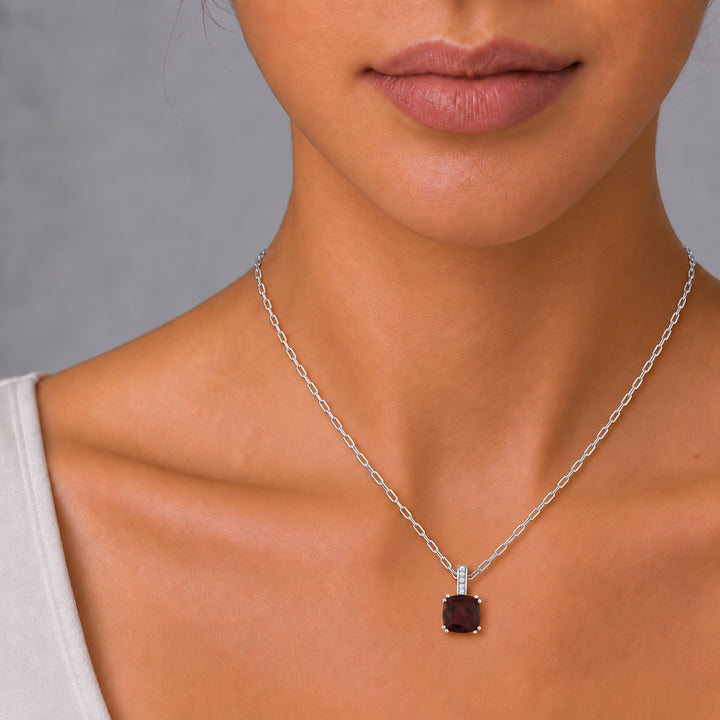 N1070 - 14K Gold Cushion Pendant