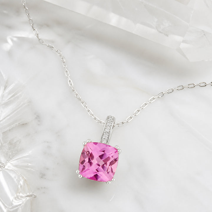 N1070 - 14K Gold Cushion Pendant