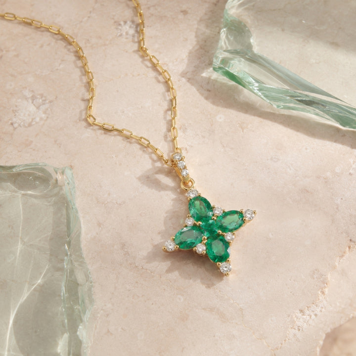 N1262 - 14K Yellow Gold Flower Pendant