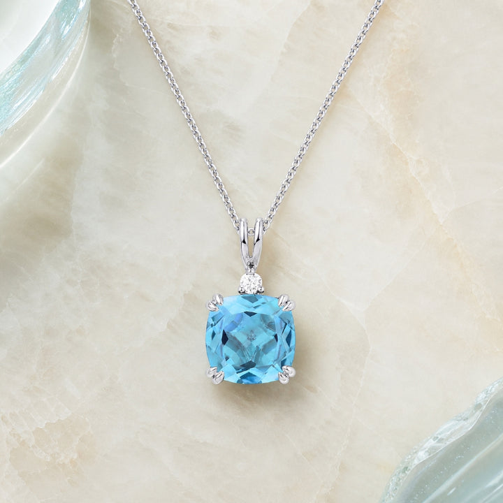 N1464 - 14K Gold Cushion Pendant