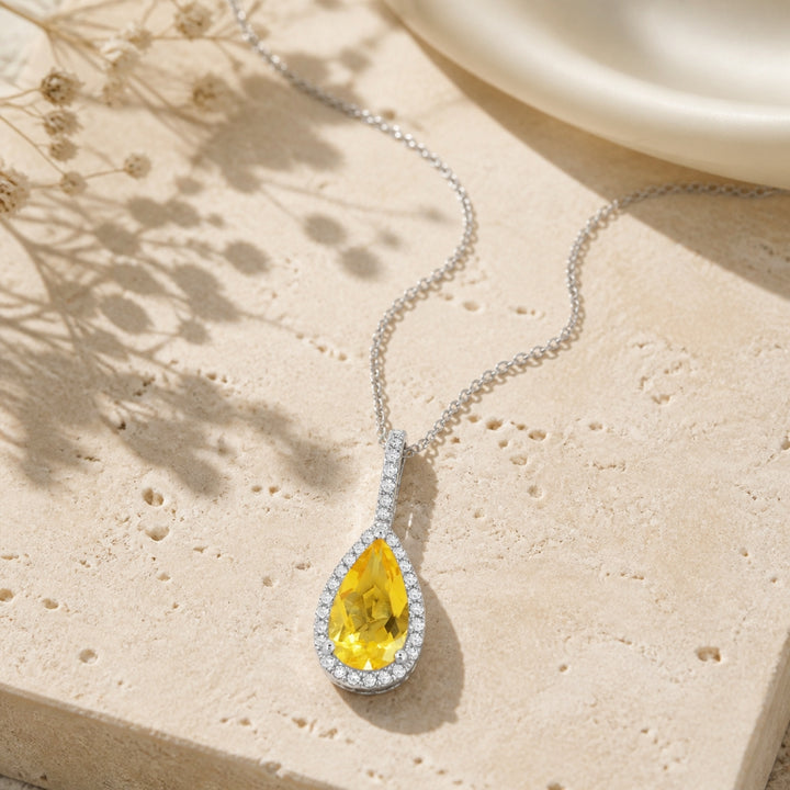 N1530 - 14K Gold Pear Pendant