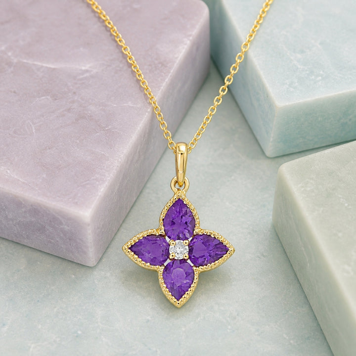 N1540 - 14K Gold Flower Pendant