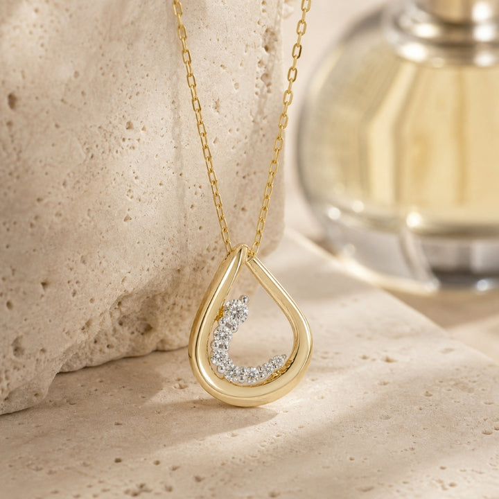 N1626 - 14K Yellow Gold Diamond Pendant