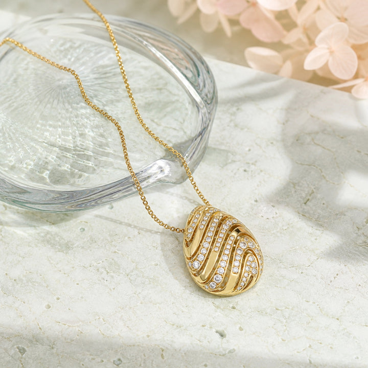 N1633 - 14K Yellow Gold Diamond Pear Pendant