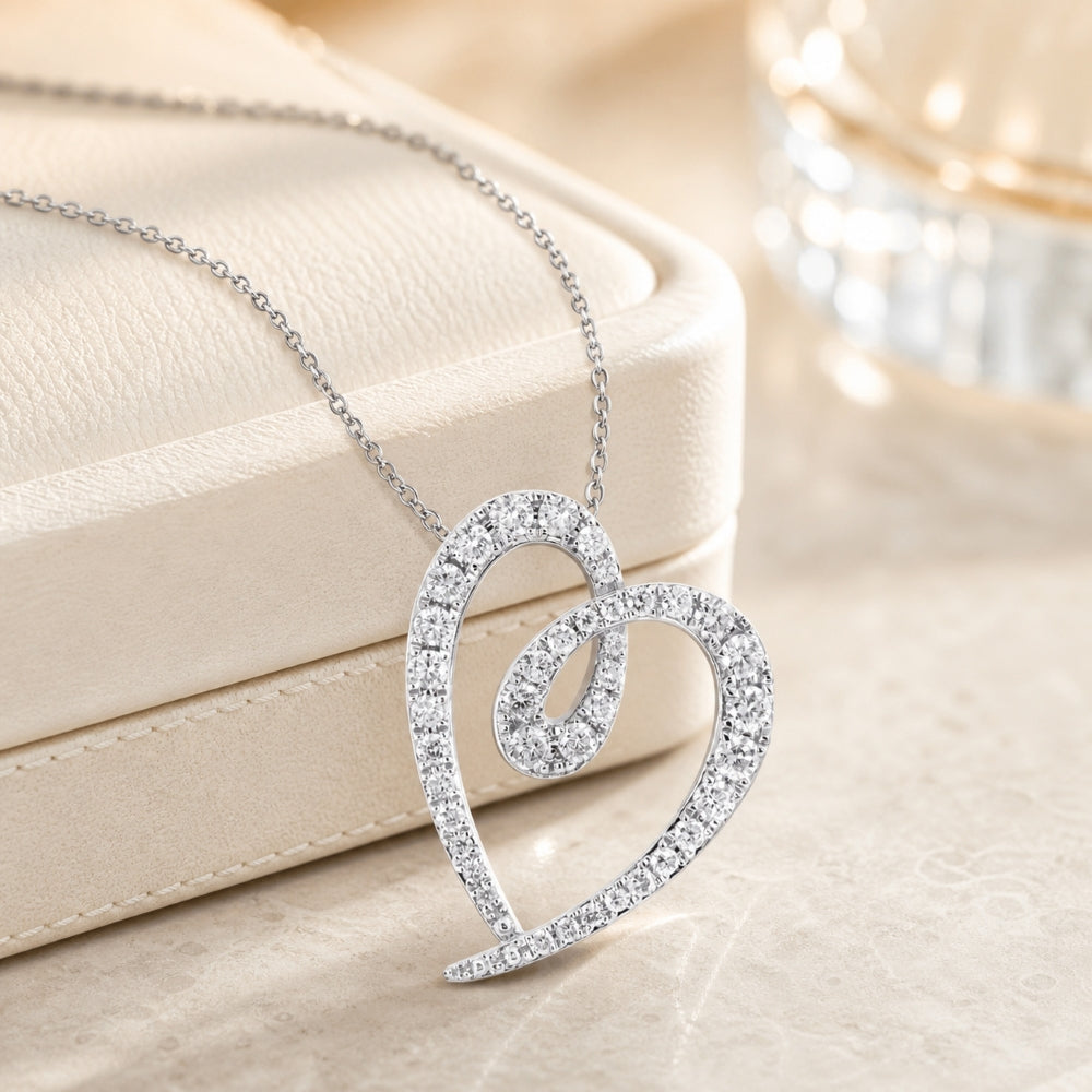 N1717 - 14K Gold Diamond Heart Pendant