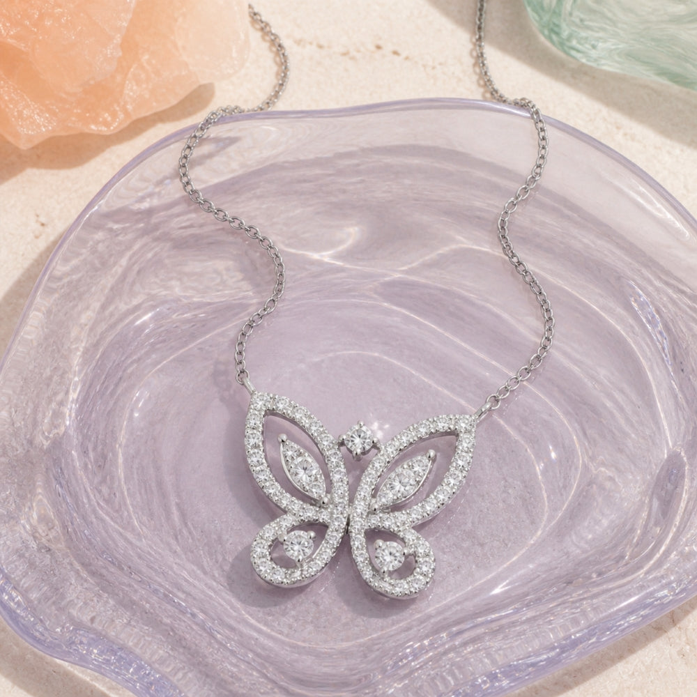 N1822 - 14K White Gold Diamond Butterfly Necklace