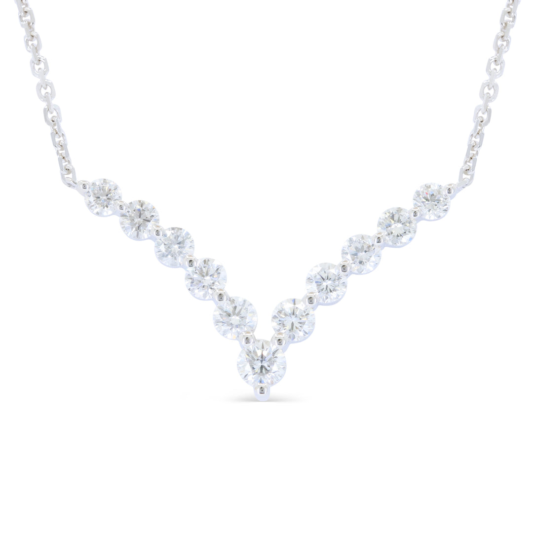 Beautiful Hand Crafted 14K White Gold White Diamond Milano Collection Necklace