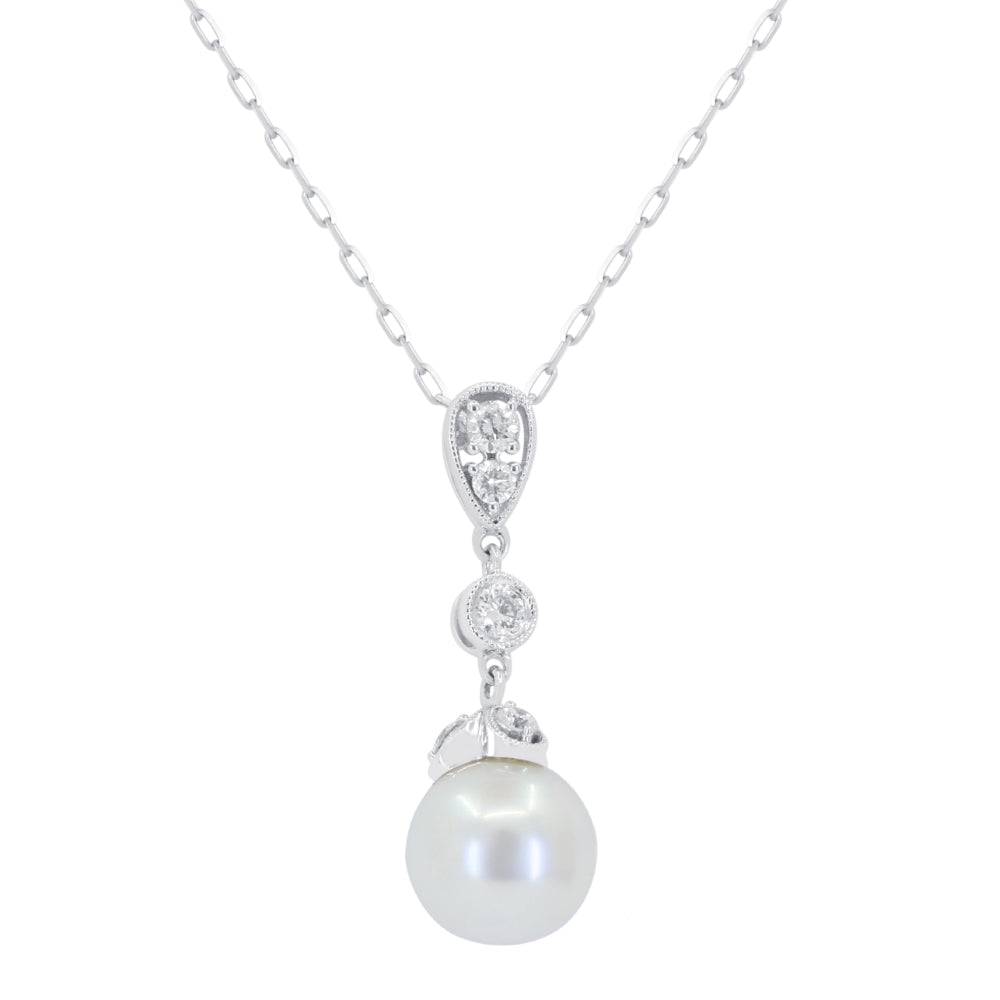 Beautiful Hand Crafted 14K White Gold 7.-7.5MM Pearl And Diamond Essentials Collection Pendant